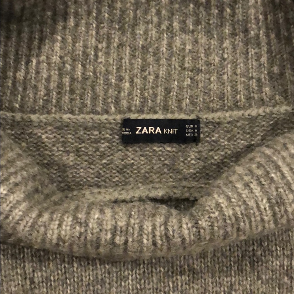 Zara gray sweater. Size M - Picture 2 of 5